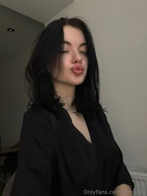 Annyolsy OnlyFans Leaked Free Thumbnail Picture - #8GuQapDyda