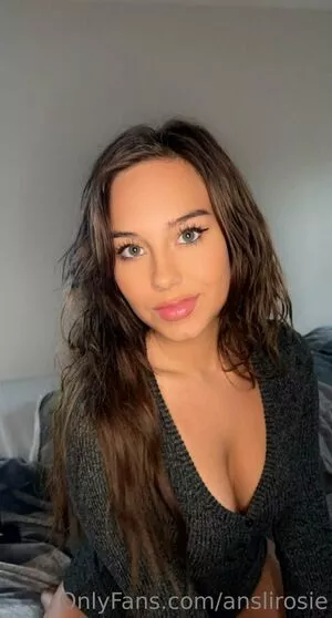 Anslirosie OnlyFans Leaked Free Thumbnail Picture - #4Rcrz4OCOu