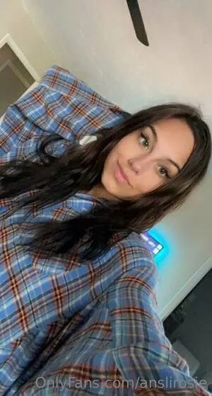 Anslirosie OnlyFans Leaked Free Thumbnail Picture - #lvNkgbezEo