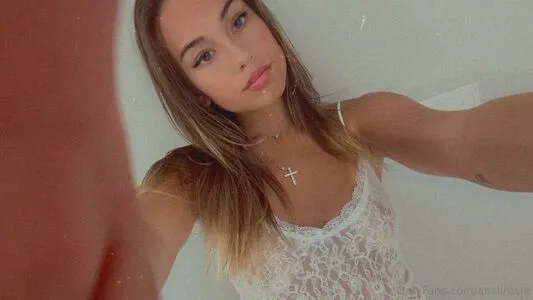 Anslirosie OnlyFans Leaked Free Thumbnail Picture - #qGYHmoM5jS