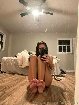 Anslirosie OnlyFans Leaked Free Thumbnail Picture - #rbMcapCXqO