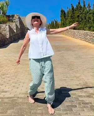 Anthea Turner OnlyFans Leaked Free Thumbnail Picture - #eSRSAI4c33