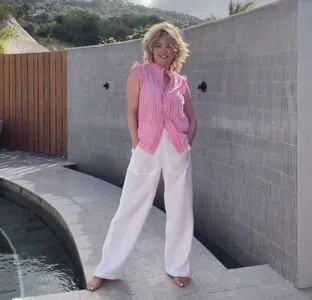 Anthea Turner OnlyFans Leaked Free Thumbnail Picture - #hzVaiOndcy