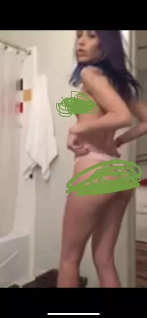 Antoinette Cuccia OnlyFans Leaked Free Thumbnail Picture - #2LVfnmyUav