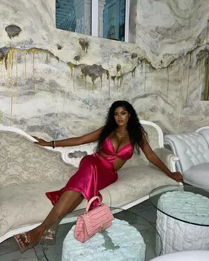 Antoinette OnlyFans Leaked Free Thumbnail Picture - #NtuxCw8I6A