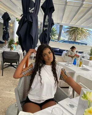 Antoinette OnlyFans Leaked Free Thumbnail Picture - #dqlohKSgTU