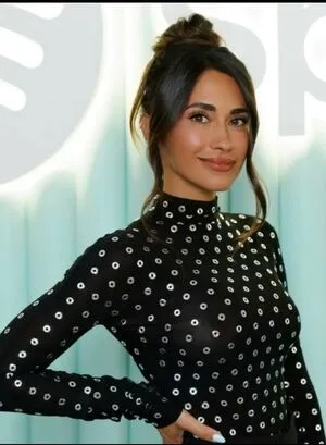 Antonela Roccuzzo Wifelionel Messi OnlyFans Leaked Free Thumbnail Picture - #dLOPVwOhwB