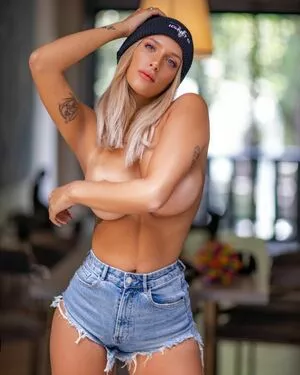 Antonella Mantovano OnlyFans Leaked Free Thumbnail Picture - #FK0BHl0eHa