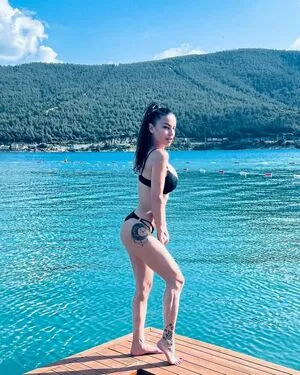 Antonella Mosetti OnlyFans Leaked Free Thumbnail Picture - #909AdbiQPY