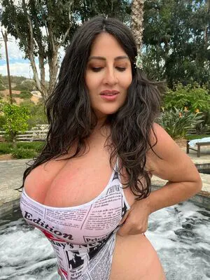 Antonella OnlyFans Leaked Free Thumbnail Picture - #A04ofEYqjs