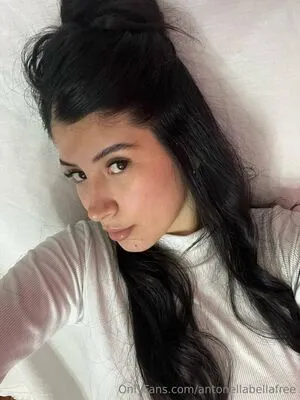 Antonellabellafree OnlyFans Leaked Free Thumbnail Picture - #L7MApIqaX2