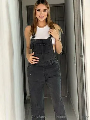 Antonellahernandezz OnlyFans Leaked Free Thumbnail Picture - #4Ur8y15i7v