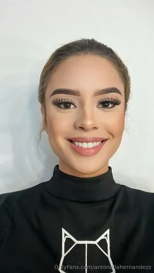 Antonellahernandezz OnlyFans Leaked Free Thumbnail Picture - #6Iogt4rLYX