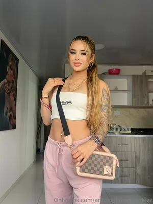 Antonellahernandezz OnlyFans Leaked Free Thumbnail Picture - #85fcNdBAek