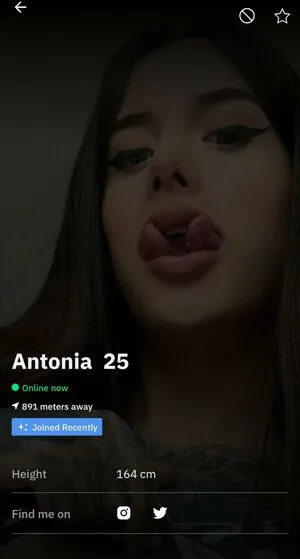 Antonia Acosta Thumbnail Picture