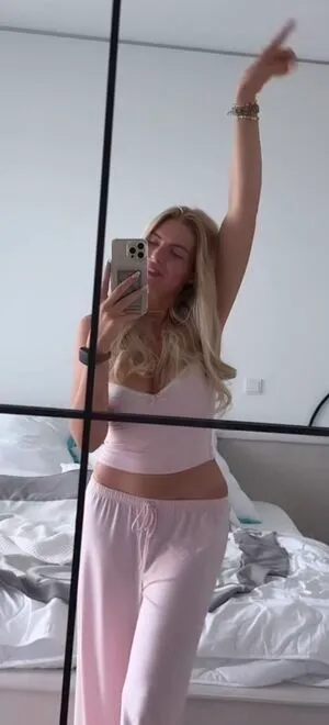 Antonia Hemmer OnlyFans Leaked Free Thumbnail Picture - #7BosfguT4O