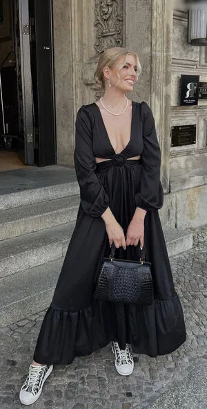 Antonia Hemmer OnlyFans Leaked Free Thumbnail Picture - #3VO665KWmc