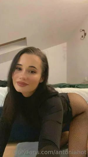 Antoniahot OnlyFans Leaked Free Thumbnail Picture - #LkYxq5dVX5