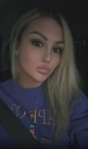 Anunknowngalaxy OnlyFans Leaked Free Thumbnail Picture - #mom6Rx7W9B
