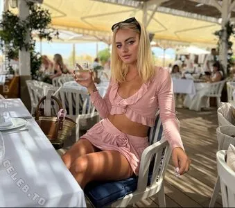 Anuschka Van Lent OnlyFans Leaked Free Thumbnail Picture - #phEnuFwbF7