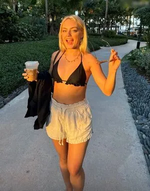 Anuschka Van Lent OnlyFans Leaked Free Thumbnail Picture - #x3sqgJC4iQ