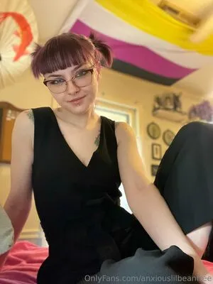 Anxiouslilbeanfree OnlyFans Leaked Free Thumbnail Picture - #IdctYyeAVr