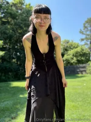 Anxiouslilbeanfree OnlyFans Leaked Free Thumbnail Picture - #SEkNjhZ0KE