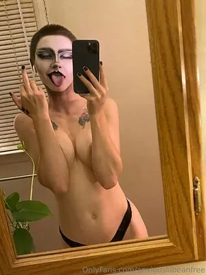 Anxiouslilbeanfree OnlyFans Leaked Free Thumbnail Picture - #p3hUTJkASO