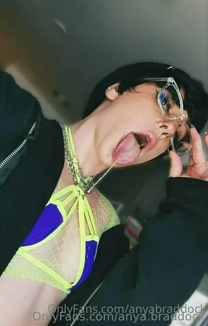 Anya Braddock OnlyFans Leaked Free Thumbnail Picture - #5AP9HgrxLF