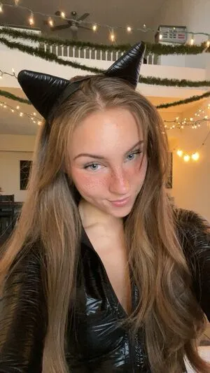 Anya Lacey OnlyFans Leaked Free Thumbnail Picture - #RAPadZOSvs