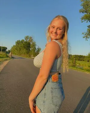 Anya Marie OnlyFans Leaked Free Thumbnail Picture - #SxvtVITsk7