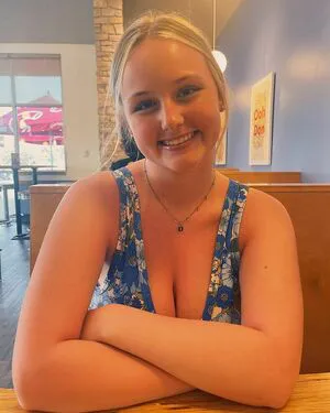 Anya Marie OnlyFans Leaked Free Thumbnail Picture - #xco23BY147