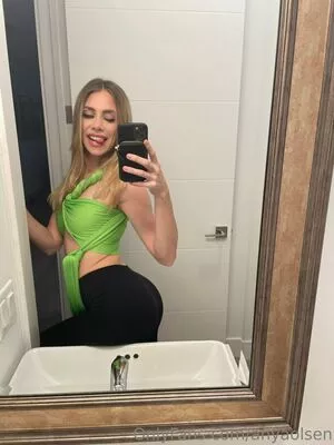 Anya Olsen OnlyFans Leaked Free Thumbnail Picture - #pA24vo9vy2