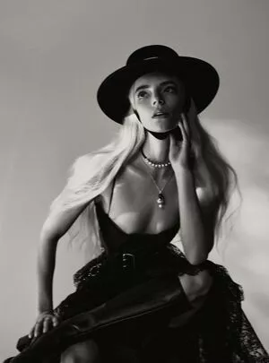 Anya Taylor-Joy OnlyFans Leaked Free Thumbnail Picture - #2PCAcxoYrF