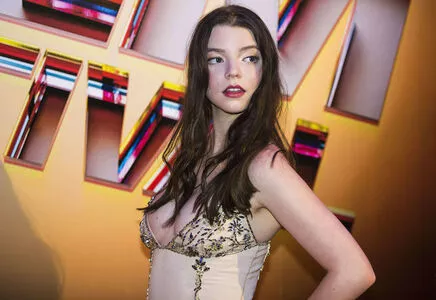 Anya Taylor-Joy OnlyFans Leaked Free Thumbnail Picture - #3DUdDxWsyq