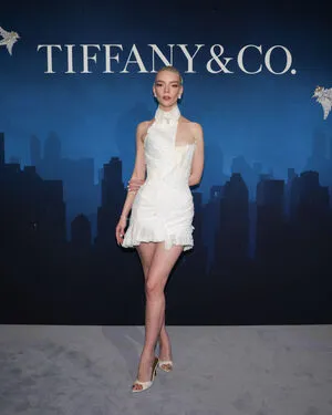 Anya Taylor-Joy OnlyFans Leaked Free Thumbnail Picture - #4bt3SDNbnA