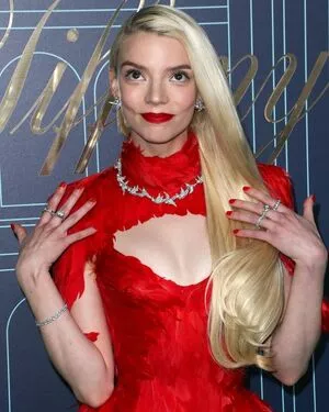 Anya Taylor-Joy OnlyFans Leaked Free Thumbnail Picture - #52Awh7IeZq