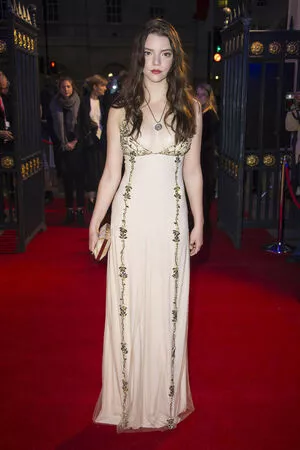 Anya Taylor-Joy OnlyFans Leaked Free Thumbnail Picture - #5VbHFAhvHH