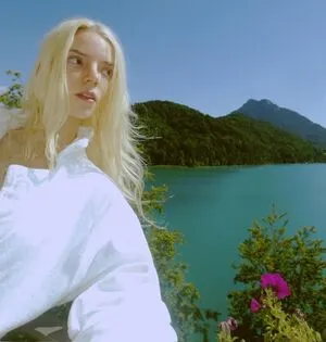 Anya Taylor-Joy OnlyFans Leaked Free Thumbnail Picture - #5ZTNmD0cBE