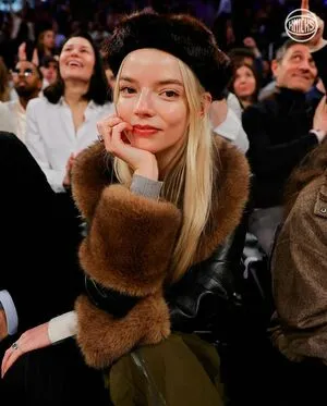 Anya Taylor-Joy OnlyFans Leaked Free Thumbnail Picture - #5e2dVERVKB