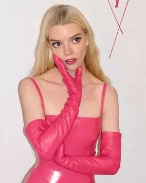 Anya Taylor-Joy OnlyFans Leaked Free Thumbnail Picture - #5uYnrcy7BP