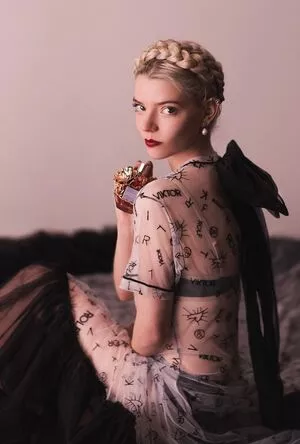 Anya Taylor-Joy OnlyFans Leaked Free Thumbnail Picture - #6e4Tq33VKM