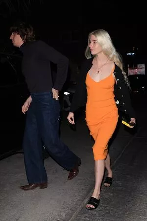 Anya Taylor-Joy OnlyFans Leaked Free Thumbnail Picture - #6oV7O9tV01