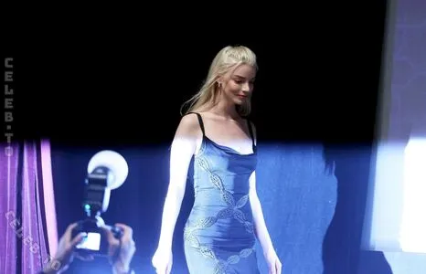 Anya Taylor-Joy OnlyFans Leaked Free Thumbnail Picture - #7Cm0bT5ZBh