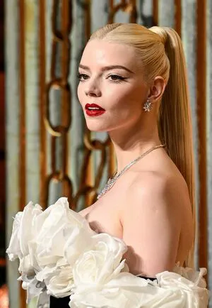 Anya Taylor-Joy OnlyFans Leaked Free Thumbnail Picture - #7SbaA2wBSR