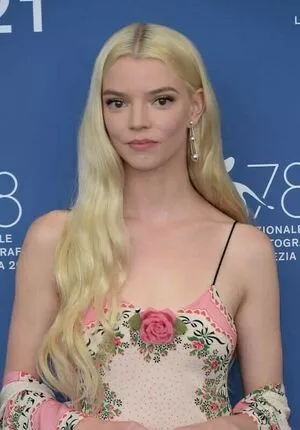 Anya Taylor-Joy OnlyFans Leaked Free Thumbnail Picture - #7e4DYctX9o