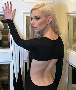 Anya Taylor-Joy OnlyFans Leaked Free Thumbnail Picture - #7rKA6RVTO5