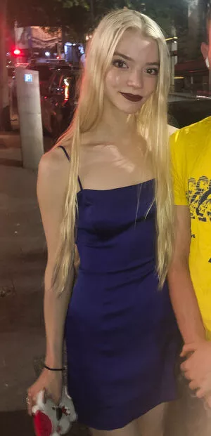 Anya Taylor-Joy OnlyFans Leaked Free Thumbnail Picture - #84e0gdDb8h