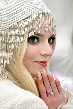 Anya Taylor-Joy OnlyFans Leaked Free Thumbnail Picture - #8nkVX1gs7n