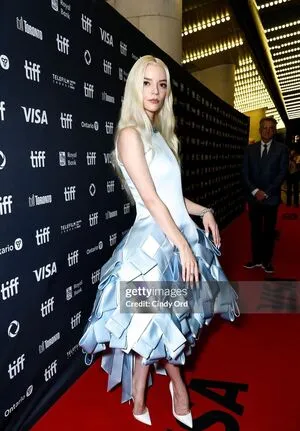 Anya Taylor-Joy OnlyFans Leaked Free Thumbnail Picture - #9Bof6bT88N